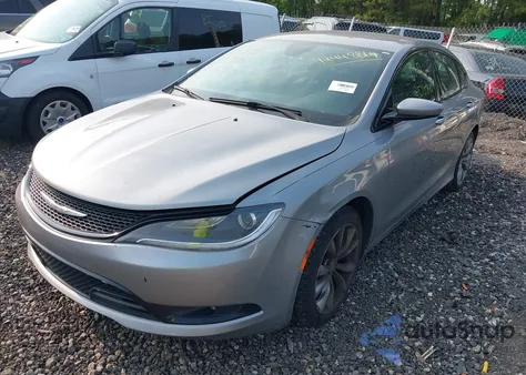 2015 Chrysler 200 S z USA, uszkodzony, nr VIN 1C3CCCDG0FN522950